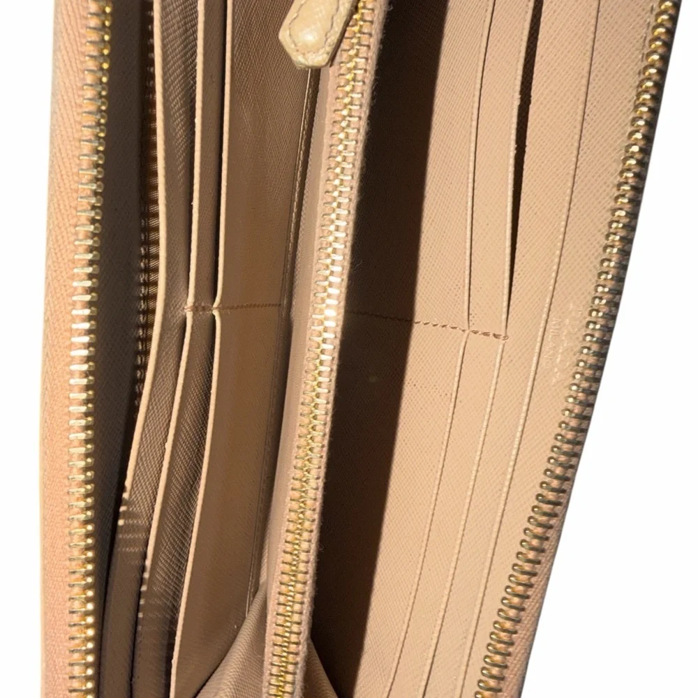 Prada Pale Pink Leather Zip Continental Wallet with Gold Hardware - Picture 3 of 5